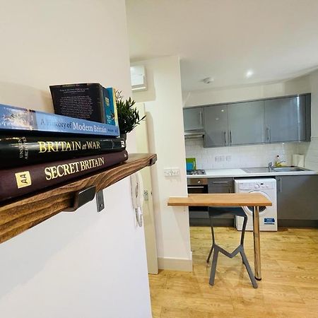 Lovely 2 Bedroom Serviced Apartment In London Eksteriør billede