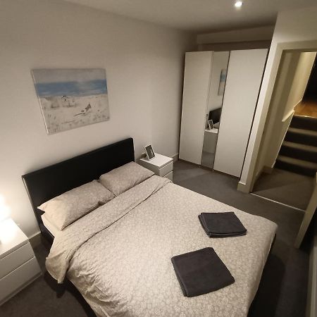 Lovely 2 Bedroom Serviced Apartment In London Eksteriør billede