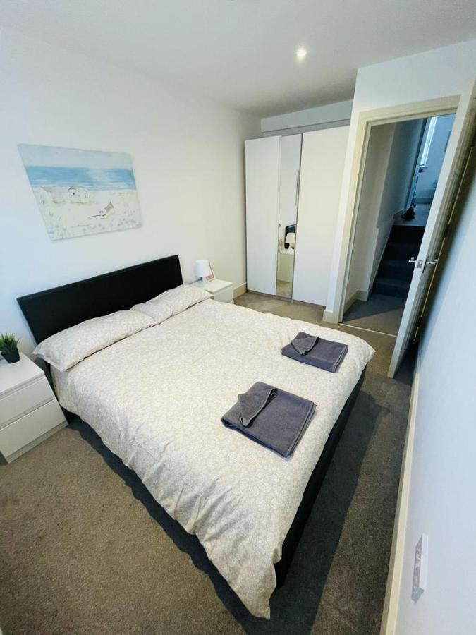 Lovely 2 Bedroom Serviced Apartment In London Eksteriør billede