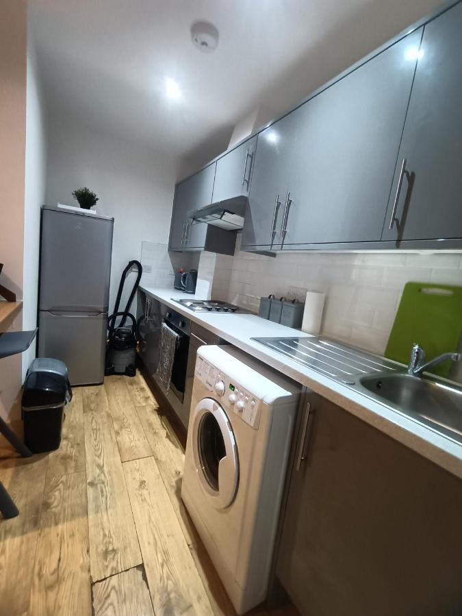 Lovely 2 Bedroom Serviced Apartment In London Eksteriør billede